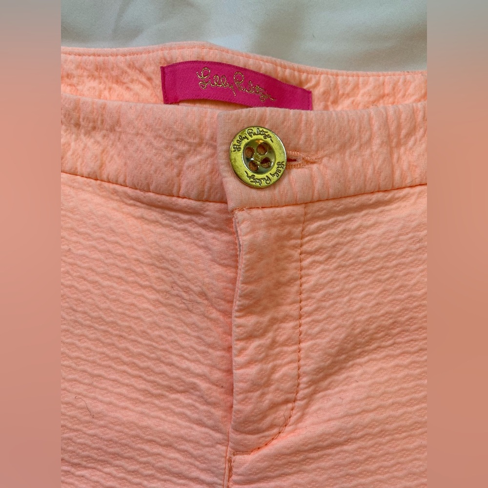 Lilly Pulitzer Shorts. - Picture 2 of 7